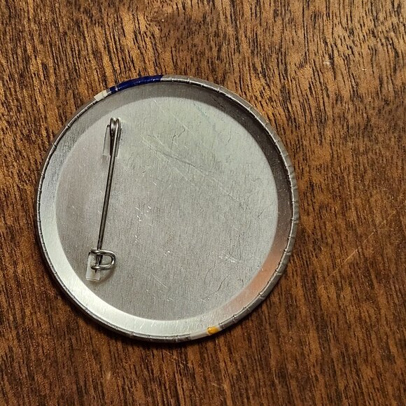 VINTAGE VIA RAIL LRC PIN Silver Pinback VIA RAIL TRAIN TRAVEL - Picture 3 of 3